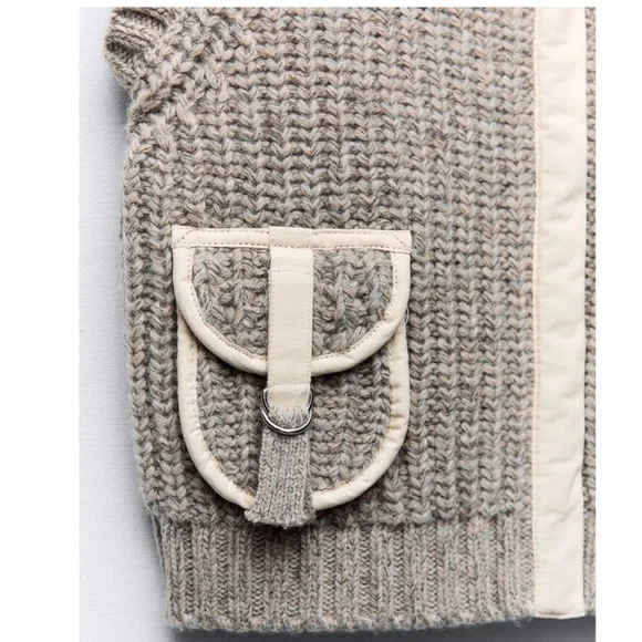 Zara Chunky Knit Round Neck Utility Pocket
Beige Marl Gray Sweater Vest Size S - Picture 3 of 15